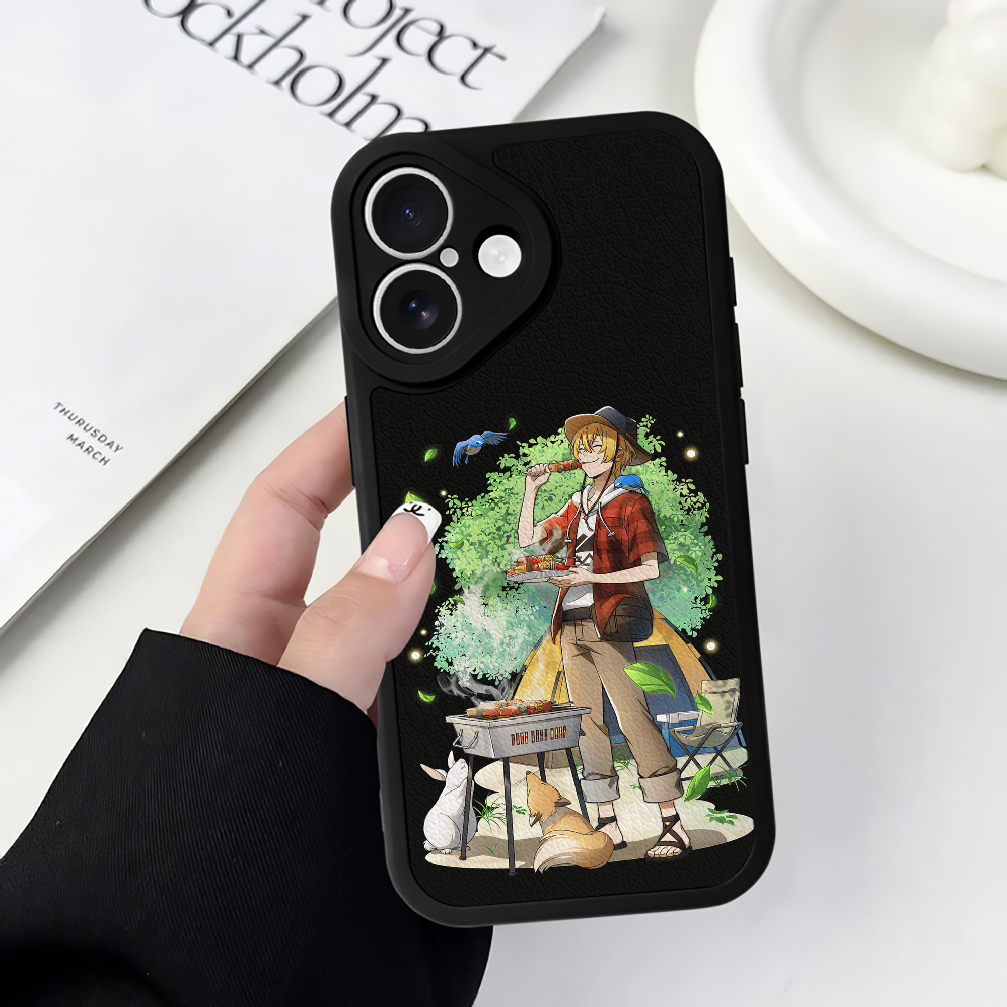 （画像用） 文豪ストレイドッグス Bungo Stray Dogs 【iPhone 16シリーズ対応】シリコンスマホケース（レザー調） 材質：シリコン